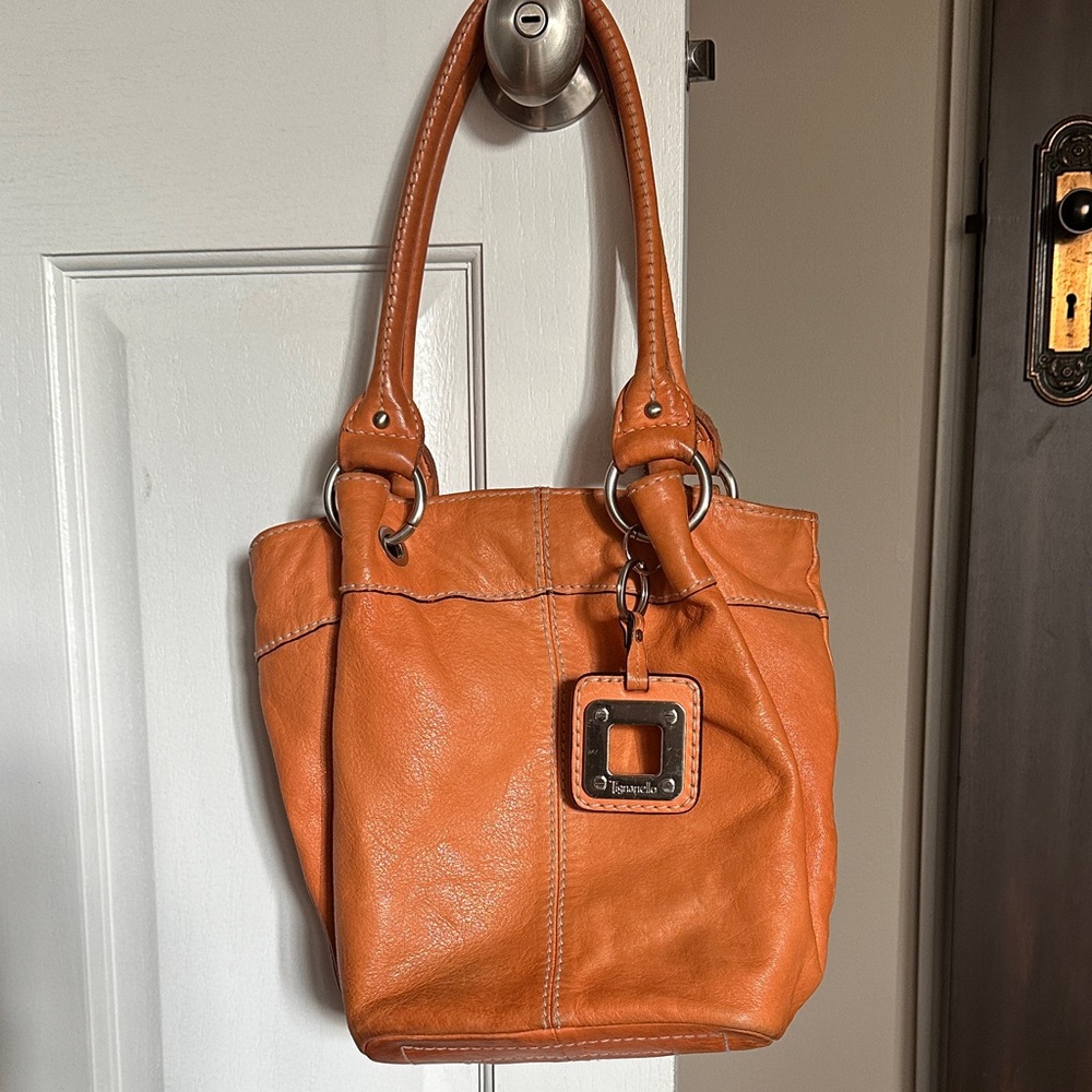 VINTAGE Tignanello soft leather bucket tote shoulder bag